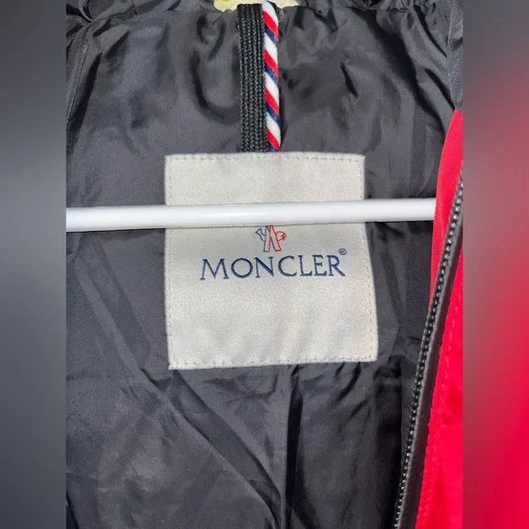Moncler Pure Goose Down hooded puffer Children's jacket coat size 10 Red - Picture 5 of 9